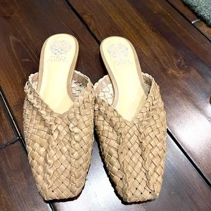 Vince Camuto Loralee Mule nude/tan color never worn